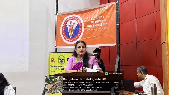 Guest of Honour Mrs. Rekha Ramchandran delivering a motivational talk