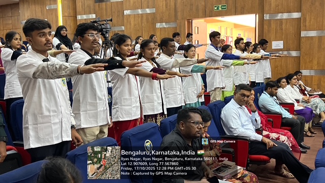 Students taking the Charak Shapath oath