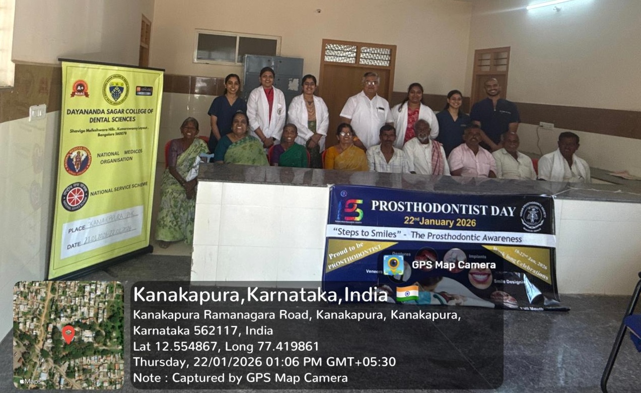 Dr. Suresh Nagaral and other team members at the Kanakpura dental camp.