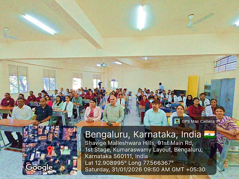 Dr. Aparna Singhal presenting clinical evaluation results on screen